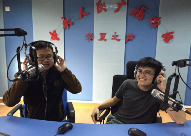 雷闯性侵案女受害人:吓傻的我全程像木头人,至少4个少女被糟t!