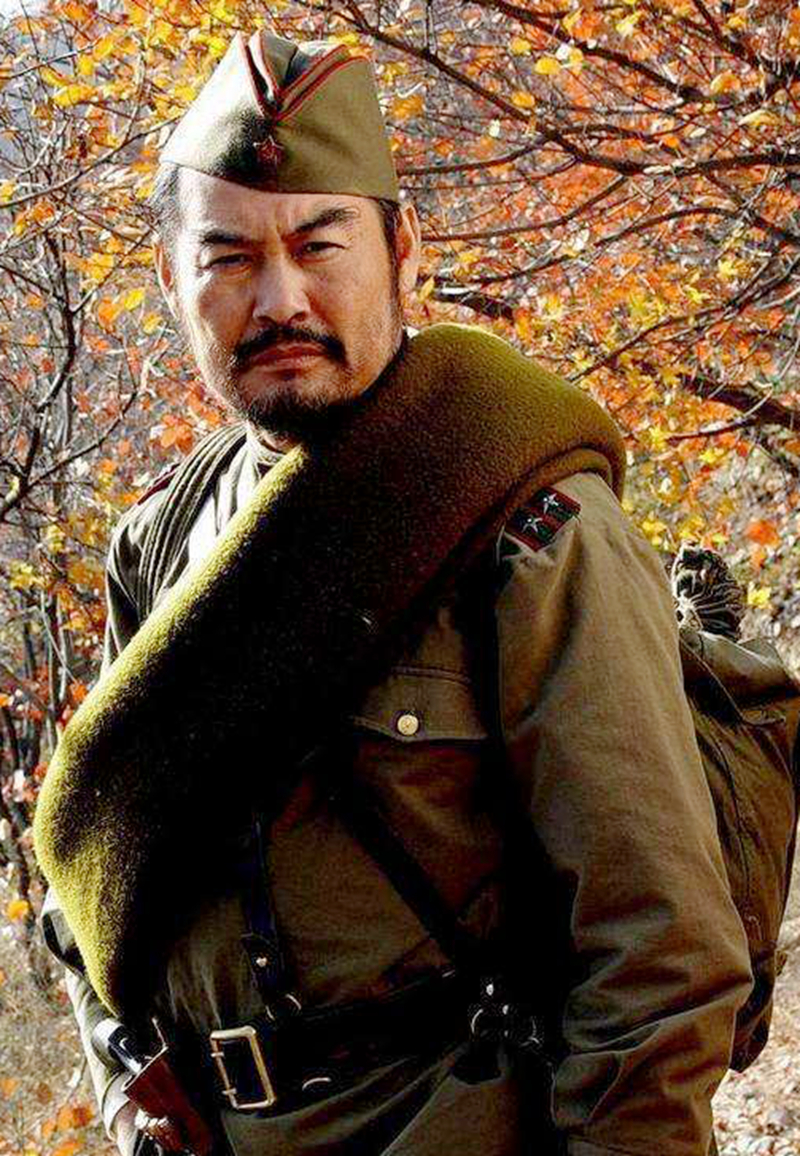 他是上影剧版《铁道游击队》刘洪,曾与姜黎黎饰情侣,近况如何