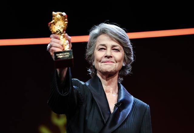 第69届柏林电影节颁奖 中国演员首次包揽影帝影后!