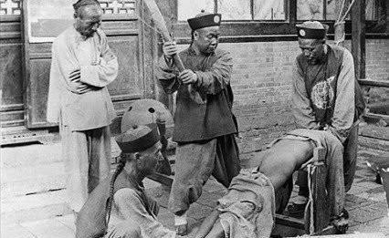 清宫太监打板子,能把豆腐里面打碎,外面完好,是真的吗?