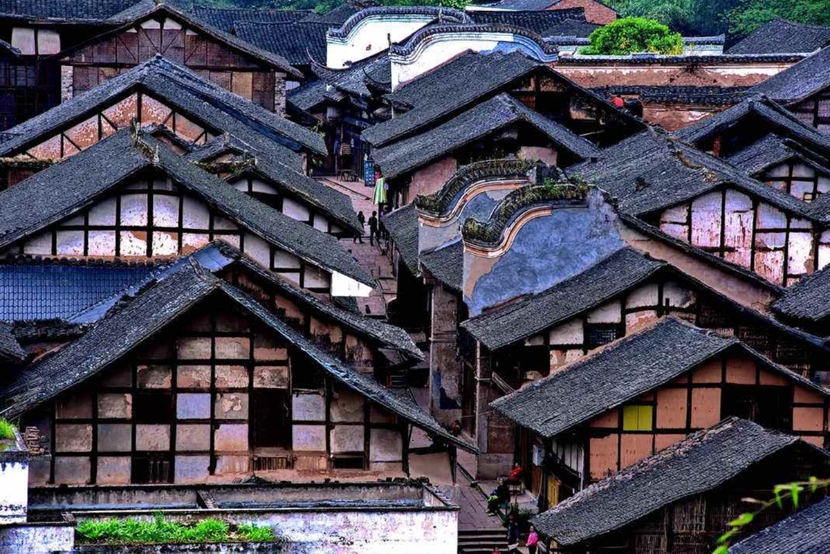 四川佛宝古镇,古风特别浓厚,这样的原生态古镇并不多见