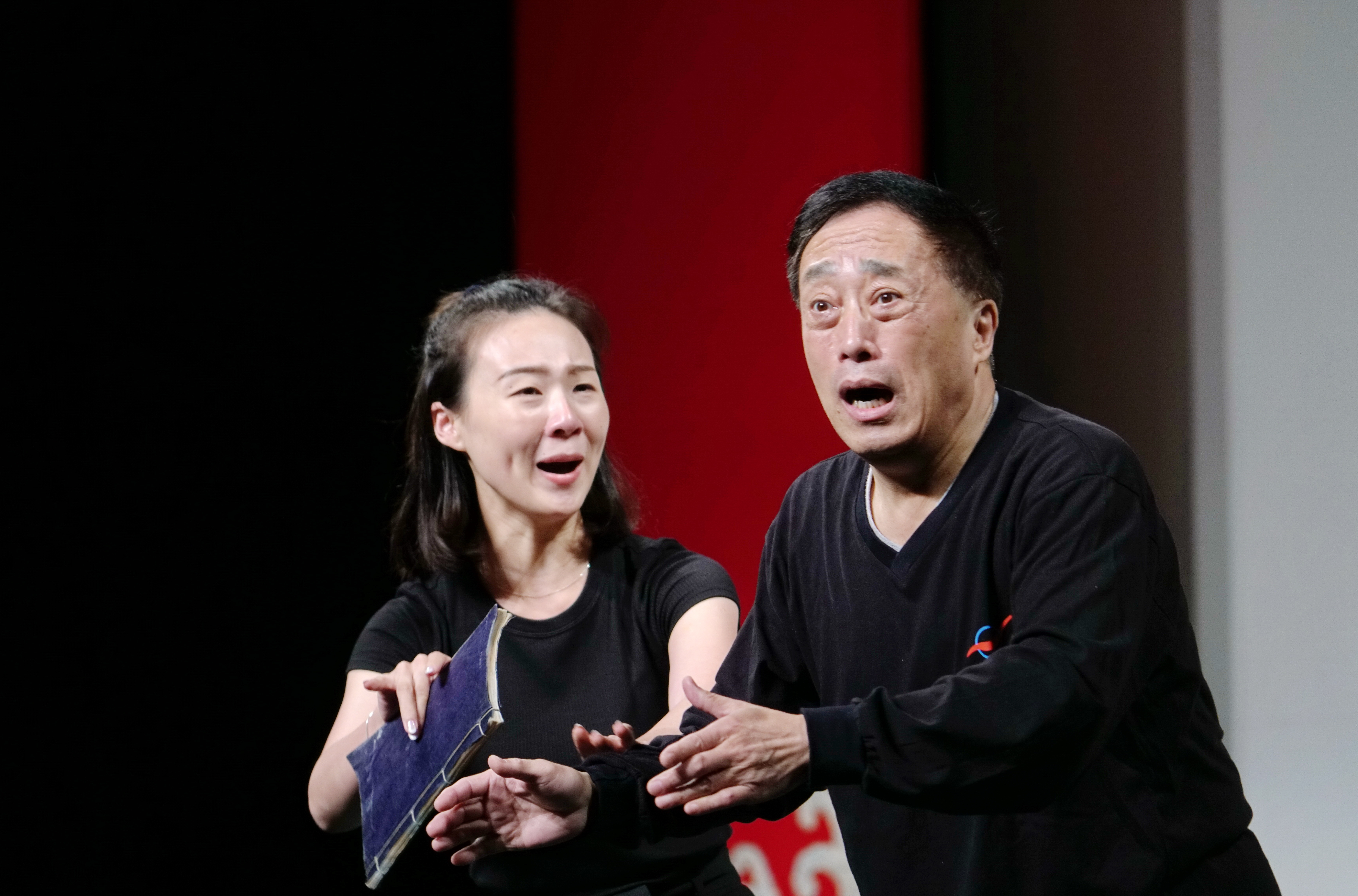 台湾京剧名家李宝春:大陆巡演反响热烈,年轻演员深受鼓舞(2)