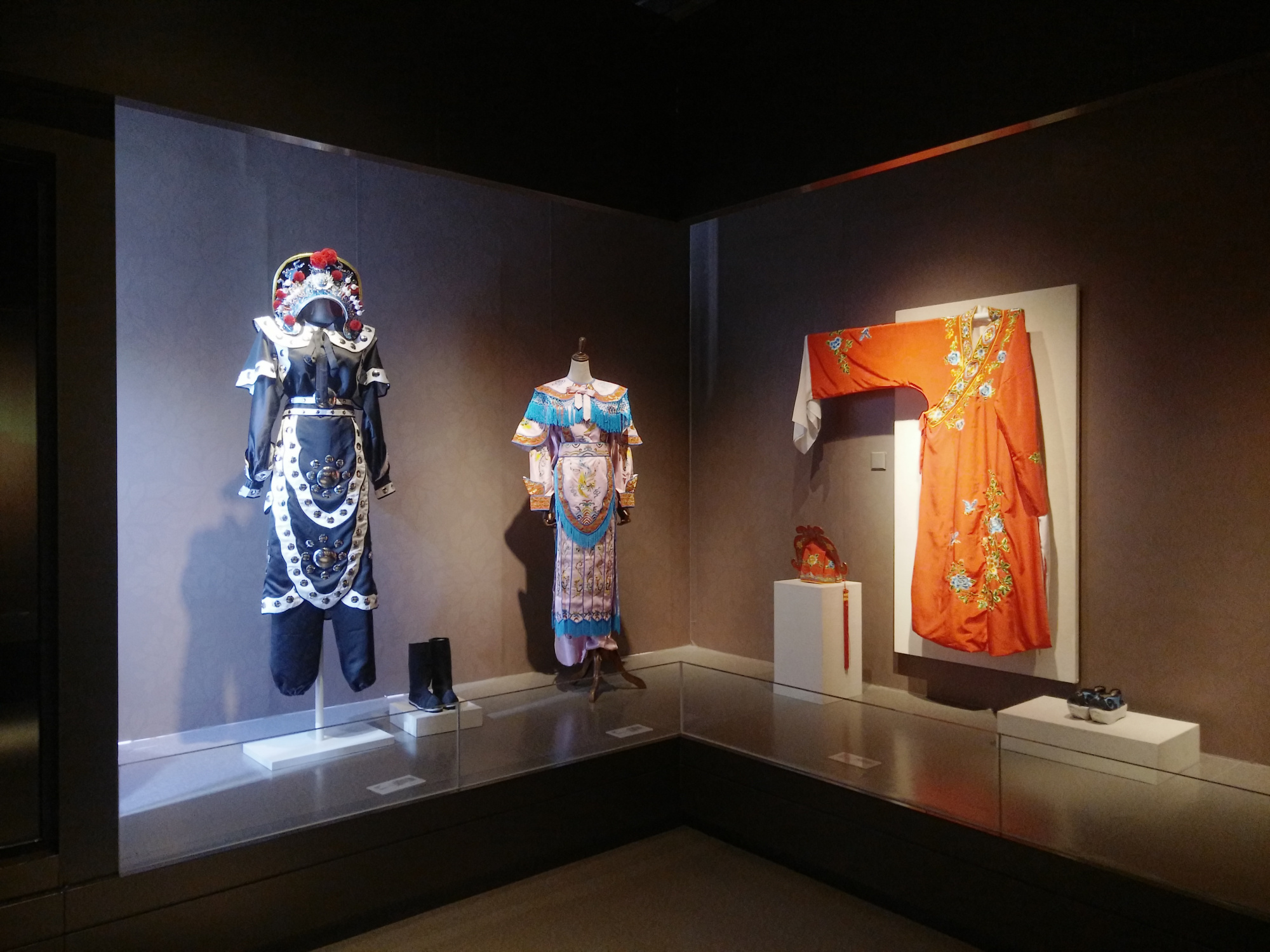 带你认识粤剧里的装备