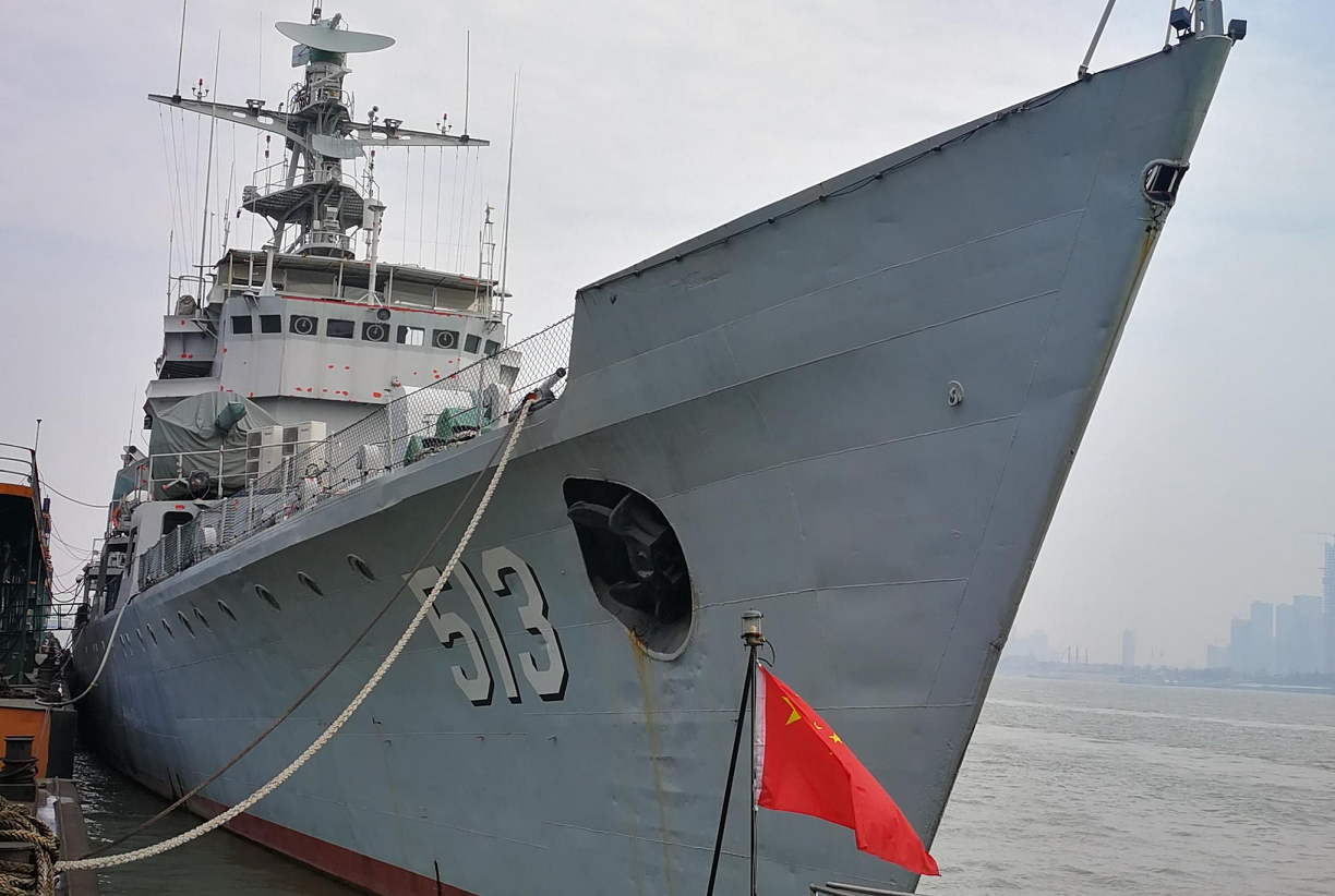 官曝一段视频引关注,053h护卫舰海红旗7改装海红旗10,意义重大