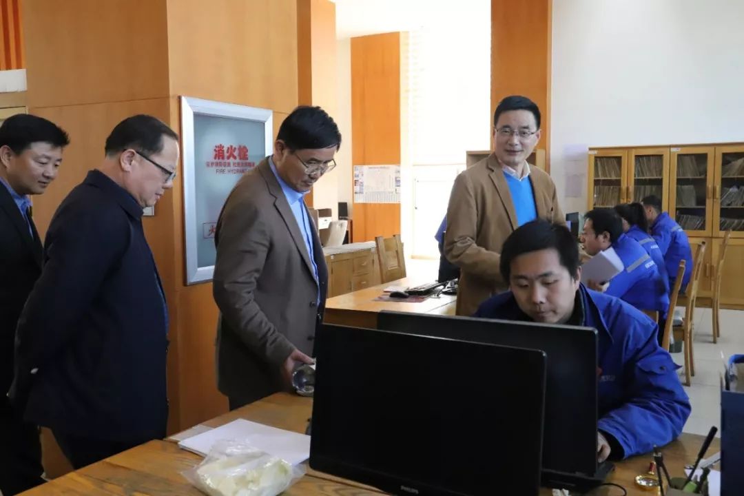 市司法局局长赵久成一行来莒县调研司法行政和服务包联企业工作