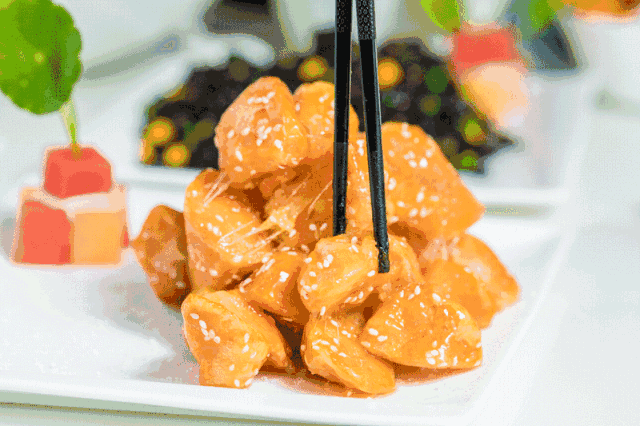 吃惯了家常菜,今天教你4道拔丝菜的做法,酸甜可口还带丝!