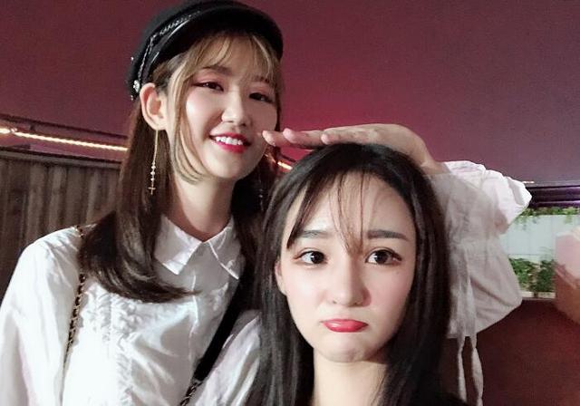 lol:小虎女友怒喷uzi,小虎牺牲那么多不能怪他