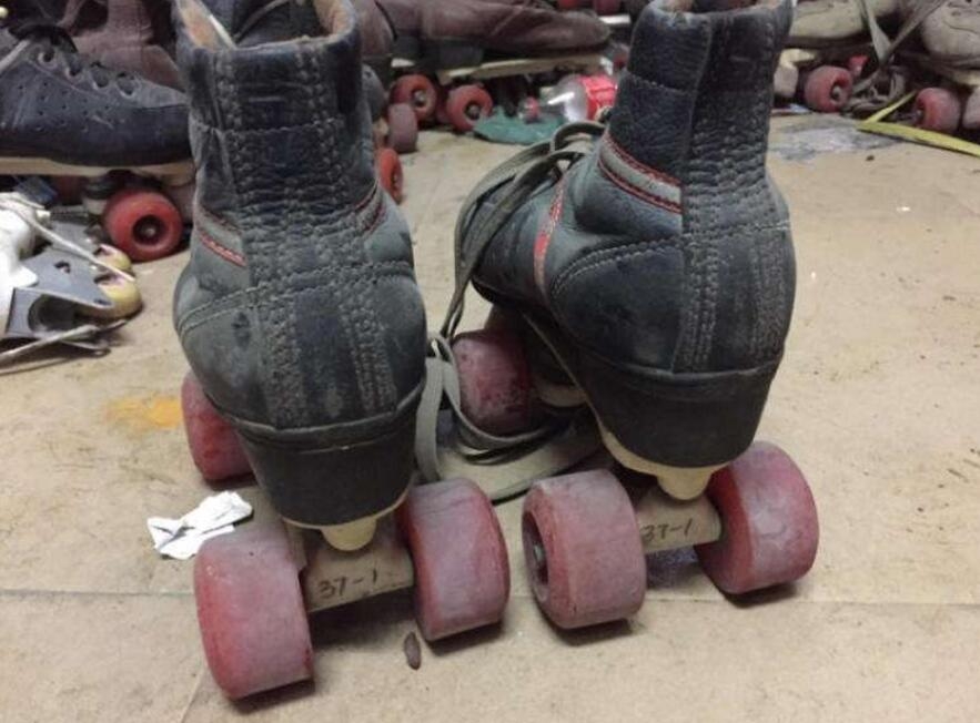 当年火爆的老式溜冰场,为何都消失不见了?3个原因很现实