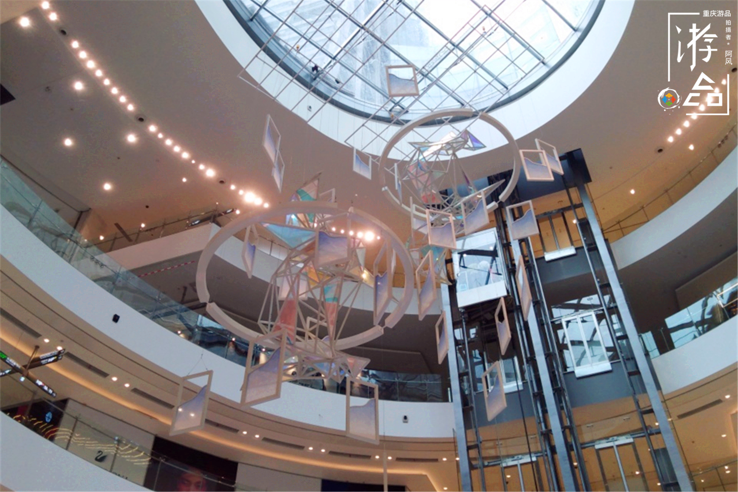 重庆来福士开业在即,内部装修抢先看,中庭装饰却仍在赶工