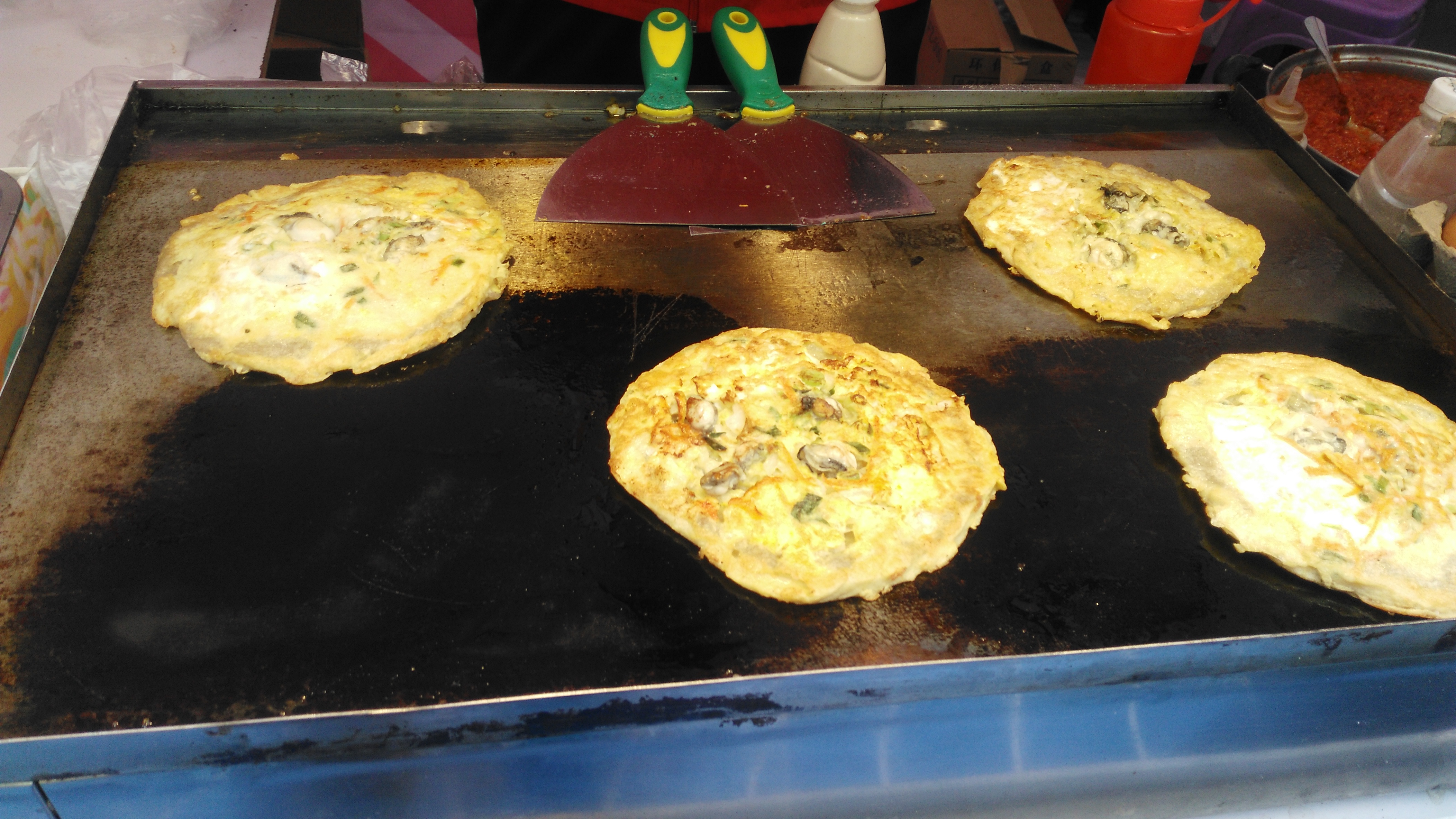 这个周末,在深圳爱联的星河时代广场有一个美食节,带你去看看啦