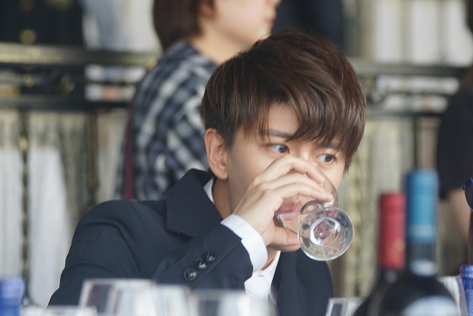 欢瑞世纪男演员成毅和任嘉伦均参加春晚彩排,而女演员全军覆没  在