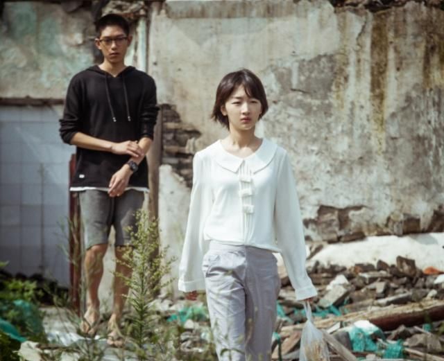 谈周冬雨出品的文艺电影《阳台上》之我的感受