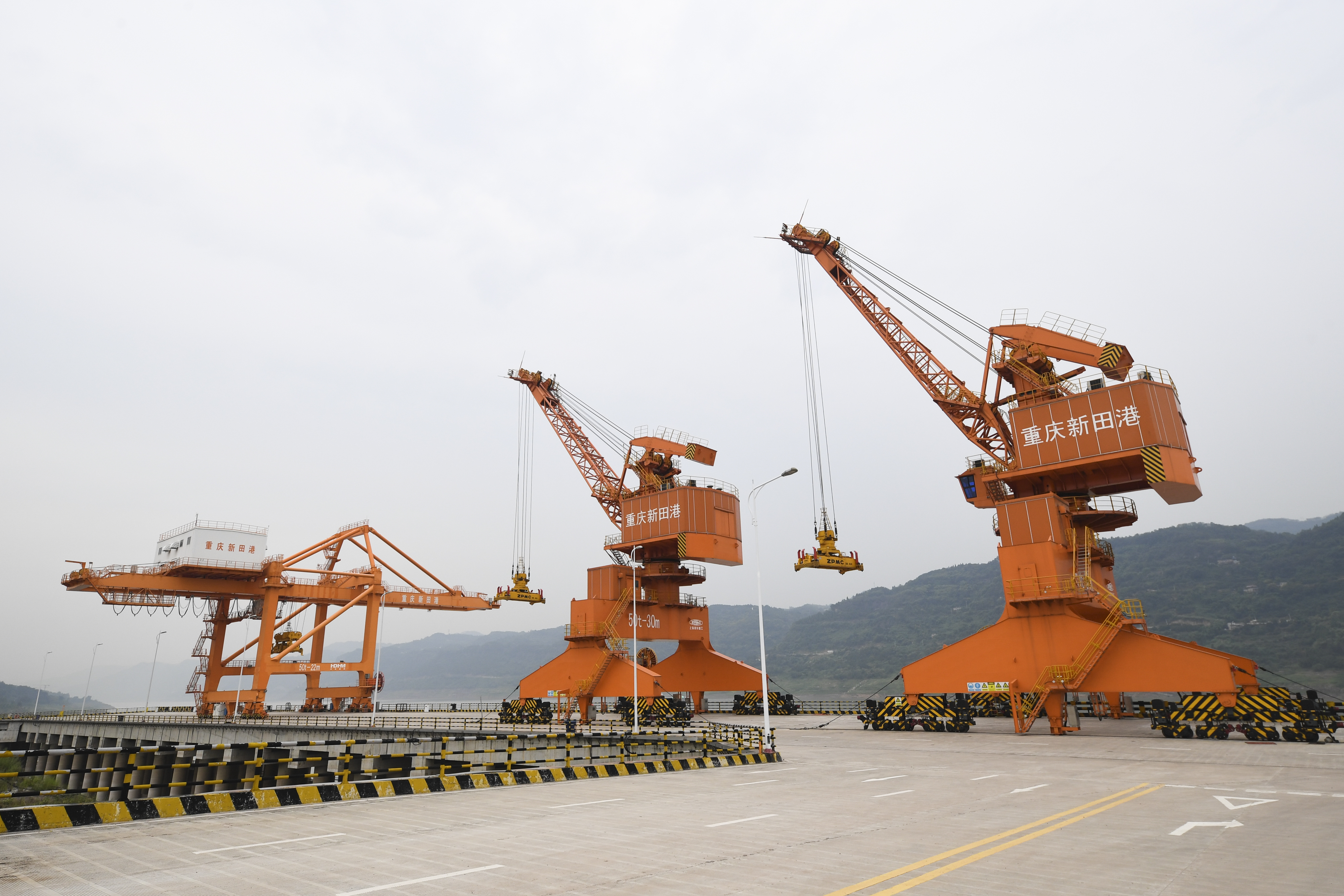 "加与减"的发展辩证法——三峡库区重镇万州探索生态优先绿色发展之路