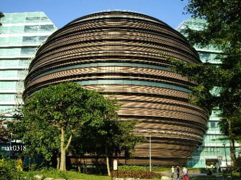 游览台北京华城——双龙抱珠