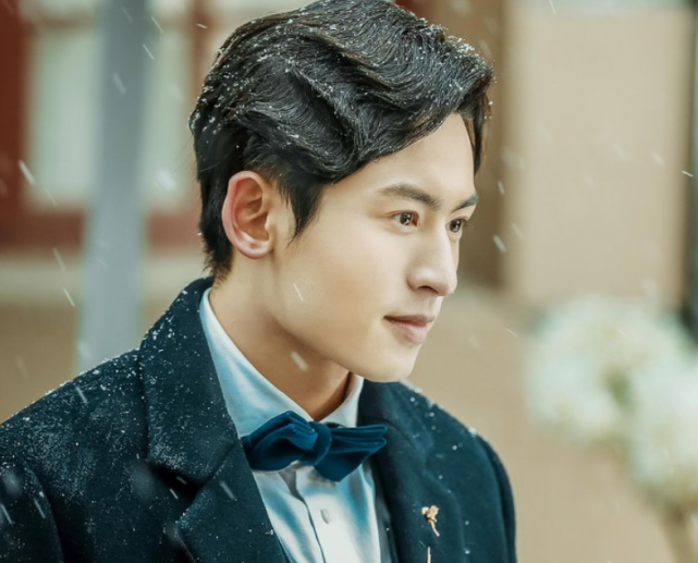 半妖倾城原来有这么多明星,张哲瀚李一桐好认,没想到还有安以轩