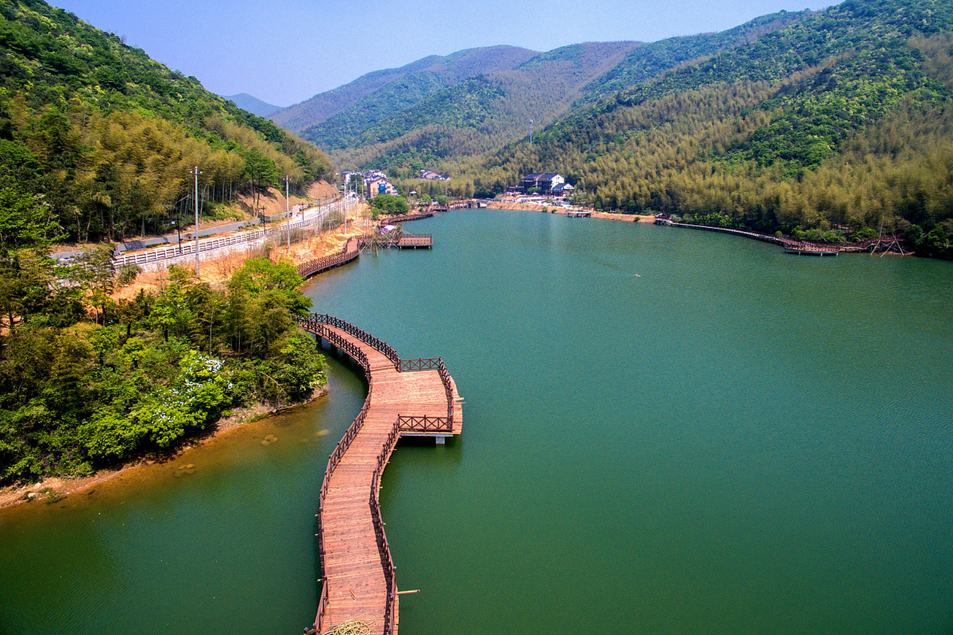 五峰月亮湾风景区图片