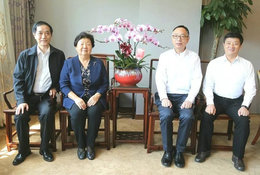 长寿安康 | 蔡威祝福左焕琛教授