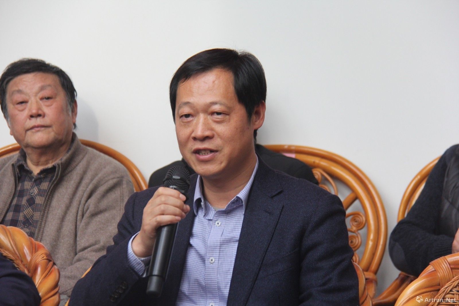 傅爱国书法艺术展在合肥开幕 "弘道养正"总结其书画创作与学术研究