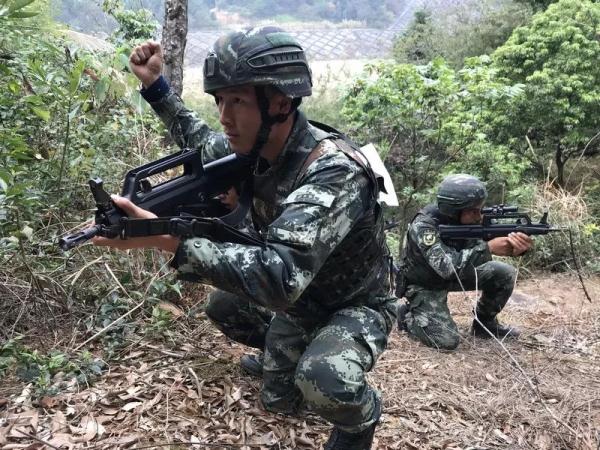 雪豹突击队的"魔鬼周"有啥不一样?一条微信带你直击现场