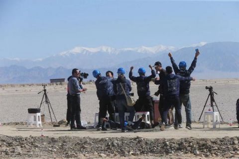 目击现场|"斗鱼超级火箭"成功发射升空并回收