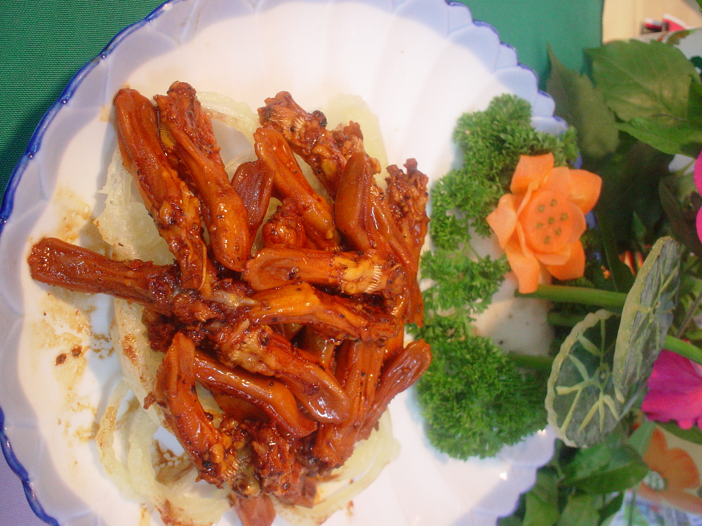 红焖羊肉;主料:羊肉500克,胡萝卜200克,白萝卜300克