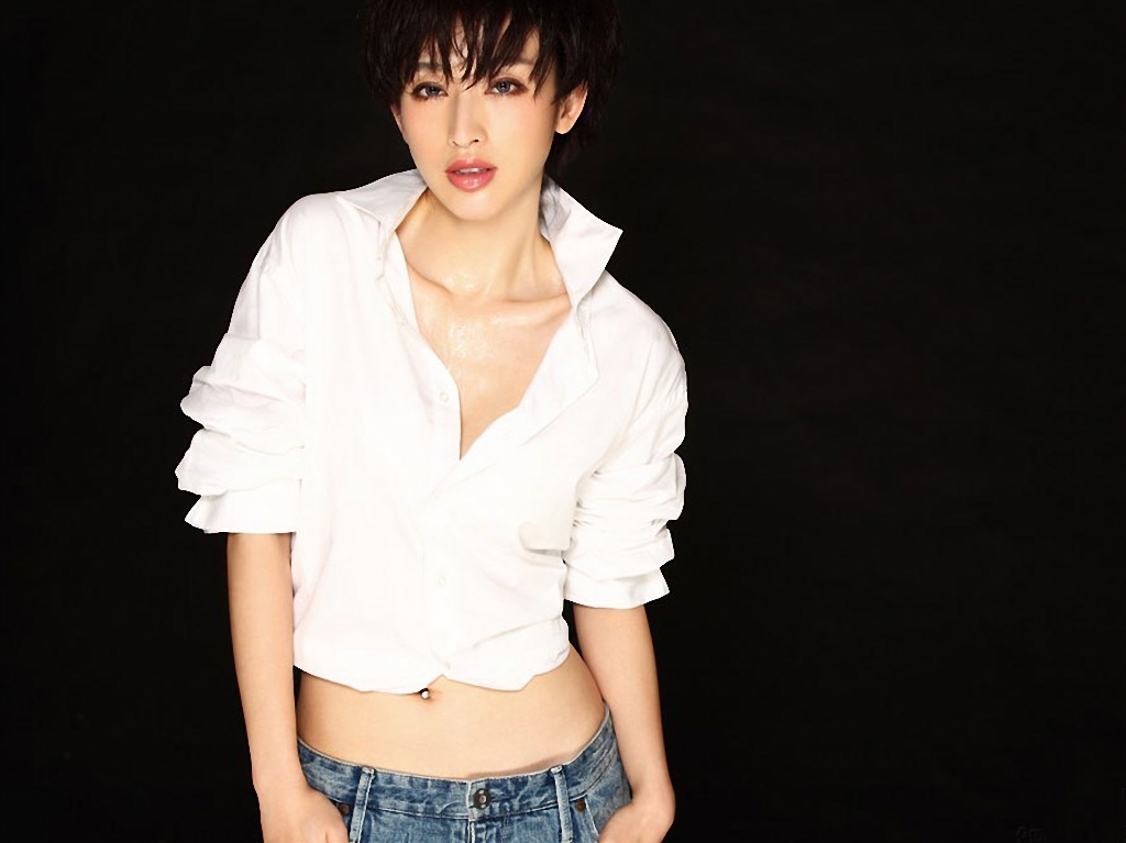 4本让人让热血沸腾的玄幻小说,人人都惧怕他,破天穹逆乾坤