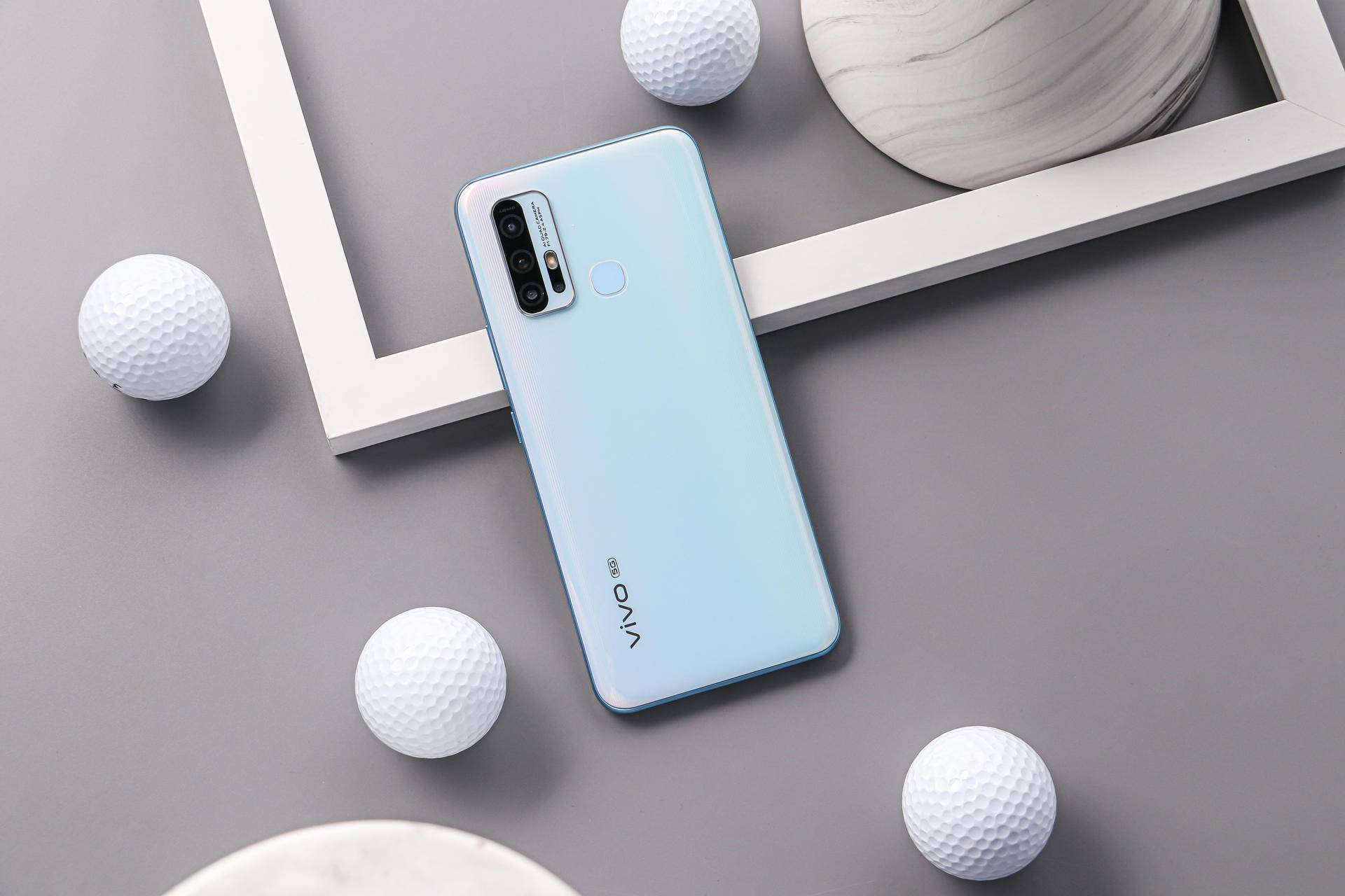 一款"贼6"的手机!vivo z6全面进化,性能,拍照齐头并进