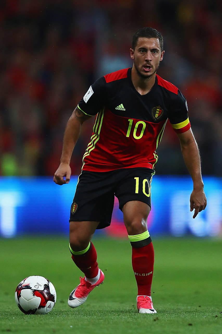 5亿  1月7日讯 今天是前皇马球员阿扎尔33岁生日.