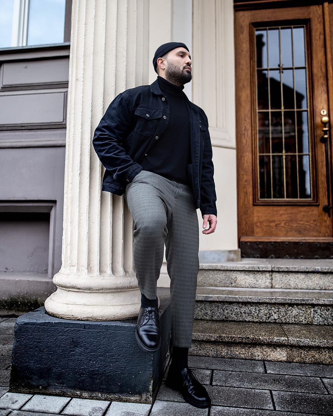 穿衣十分帅气的微胖型男帅哥,这样的穿搭功力实在叫人佩服