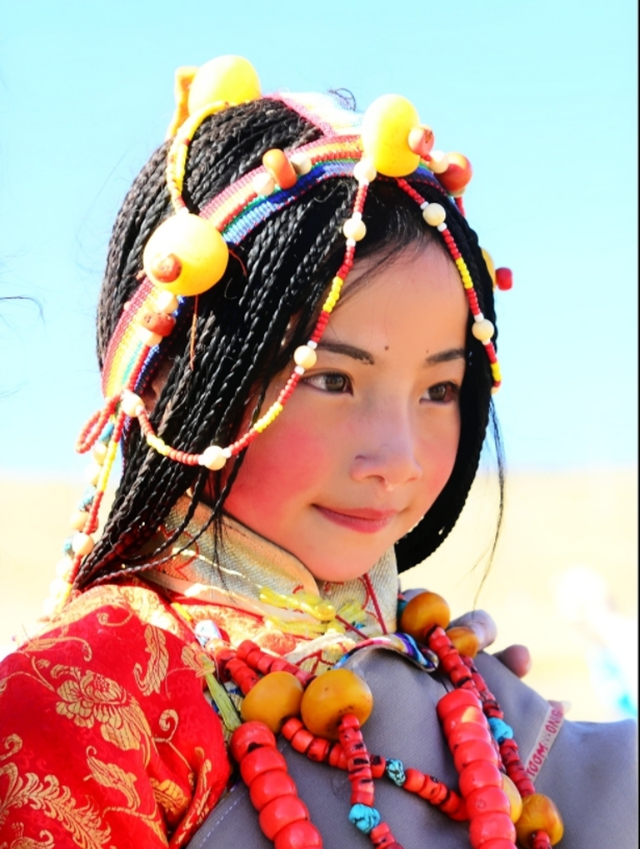 中国"低调"的西藏女生,娶回家3大好处,婚前婚后美滋滋