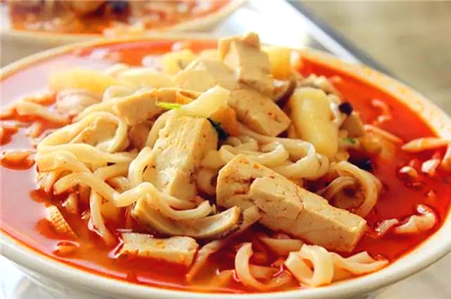 陕西榆林的神木,贵为全国百强县市,最爱杂碎面和碗砣