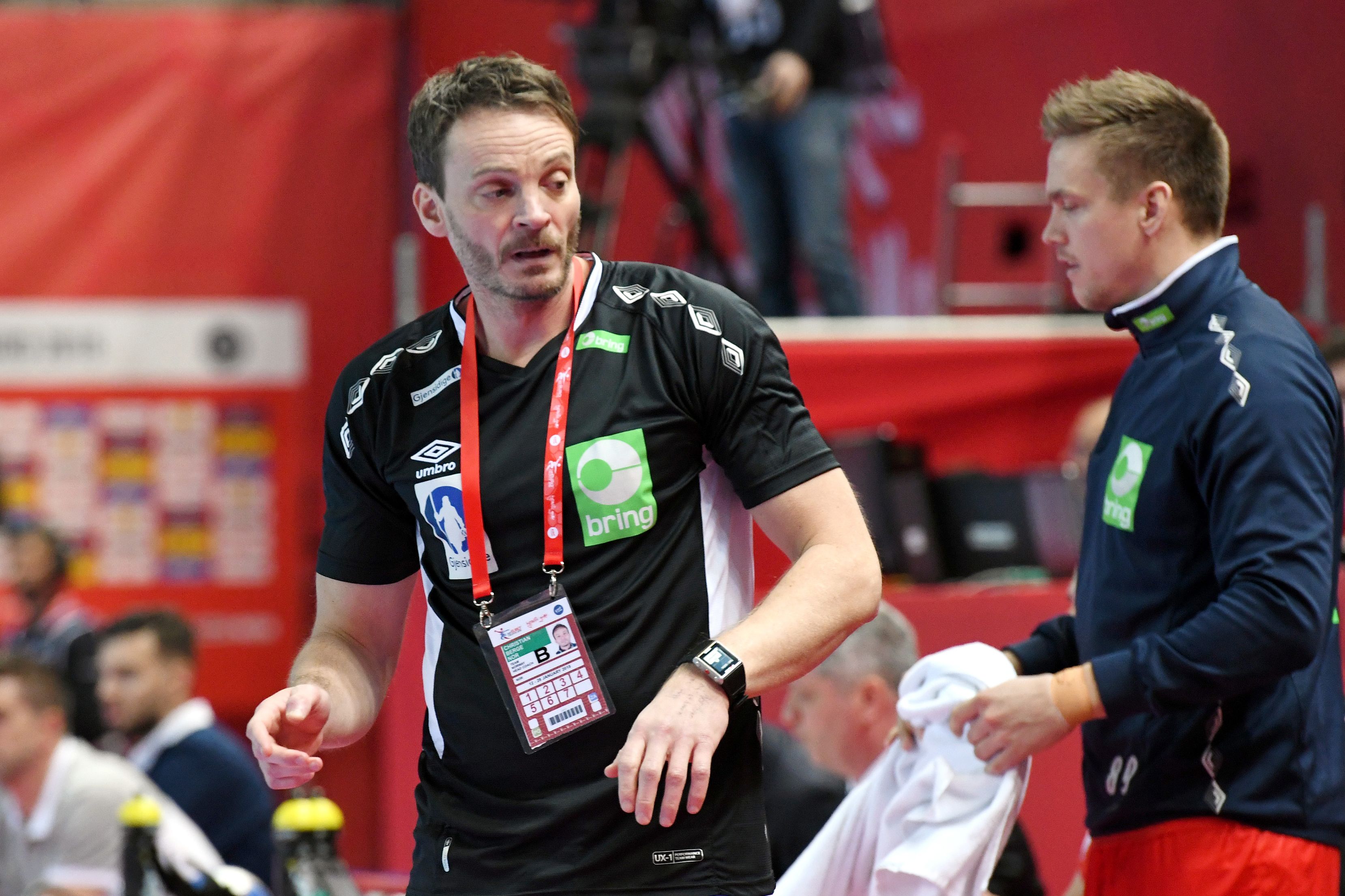 [26](外代二线)手球——欧洲男子手球锦标赛小组赛:法国胜挪威