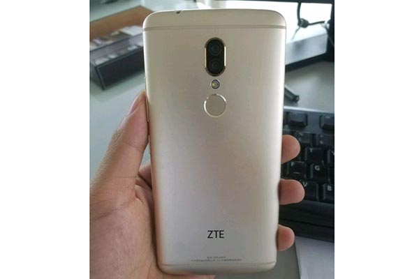 仅发布一年半,就降价了75%的中兴天机axon7s,这是怎么了?