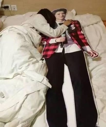 芦苇姐姐"疯"了