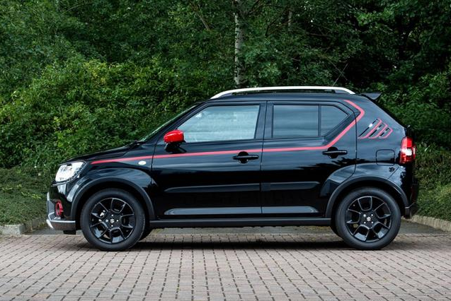 身材小巧,车身不到900千克,铃木这款进口车12万还有人买