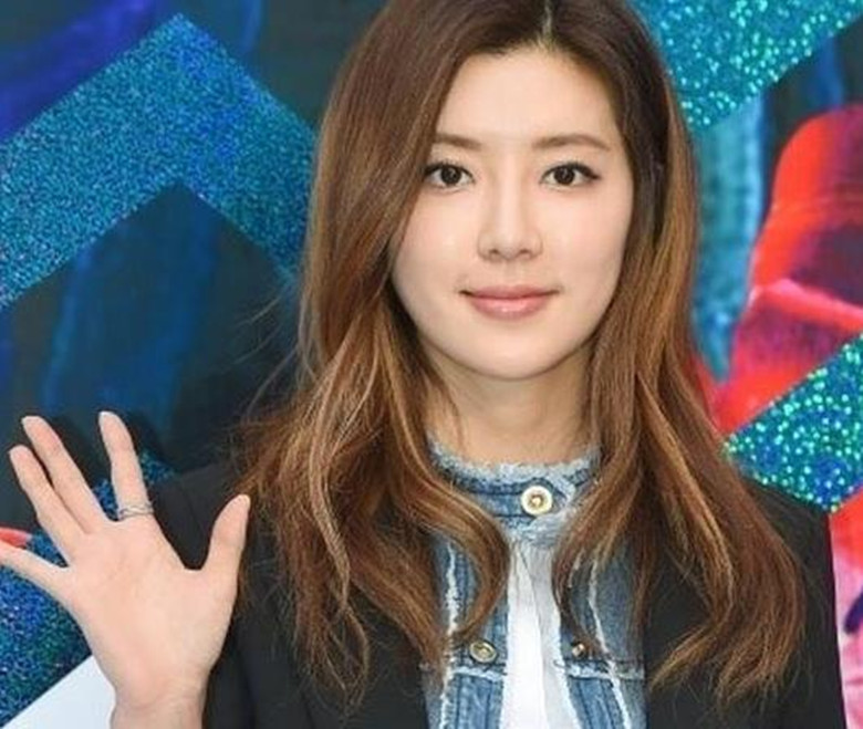 "胜利门"持续发酵,女星被丈夫拍不雅视频,却依旧正常上班