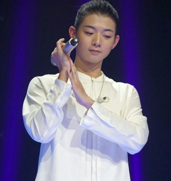 不要被霍尊的"外表"欺骗了,他并不是个弱不禁风的公子哥