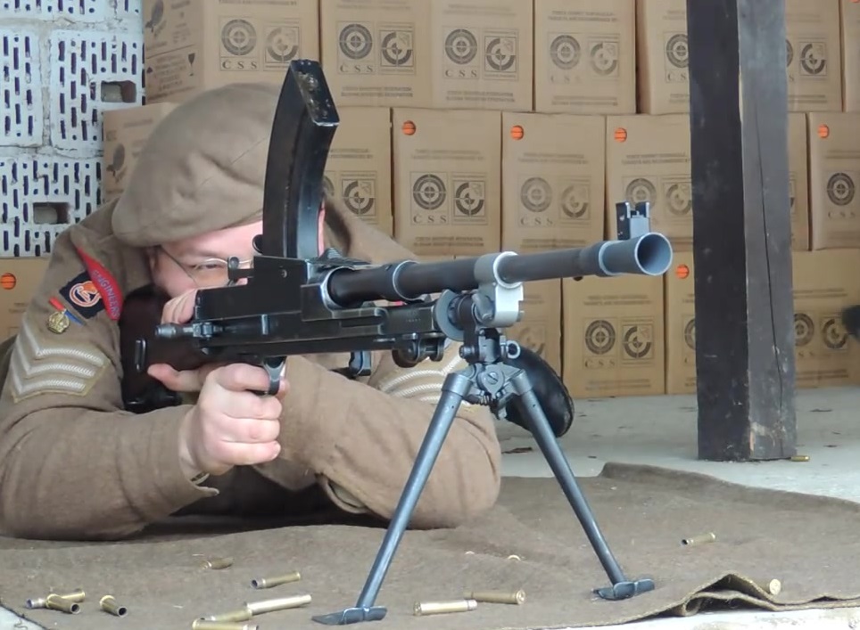 德国mp44冲锋枪:26美元