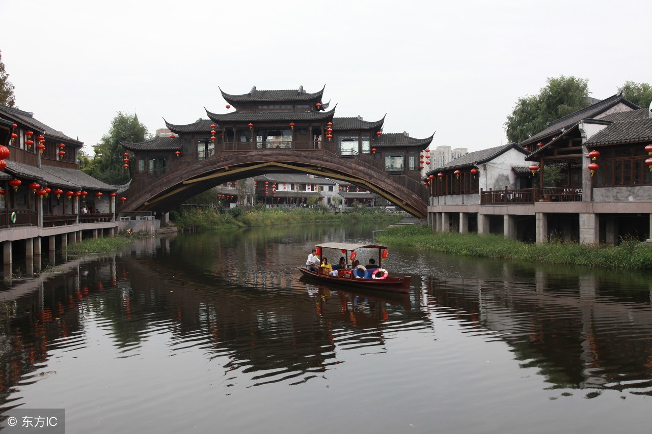 杭州宋城是中国最大的宋文化主题公园,来杭州游玩不要错过这里!