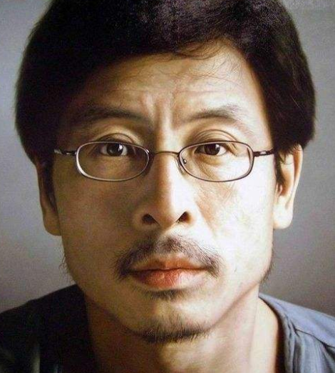 冷军的作品有什么特点?