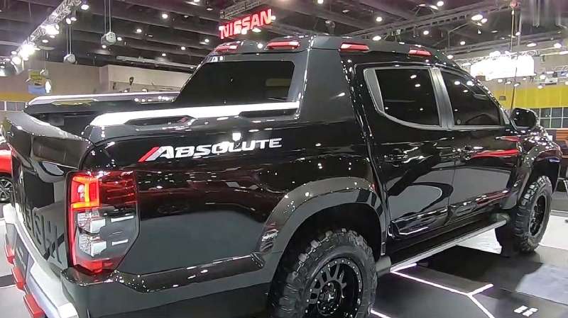 2020款三菱triton闪亮登场这款高性能皮卡车是你的菜吗