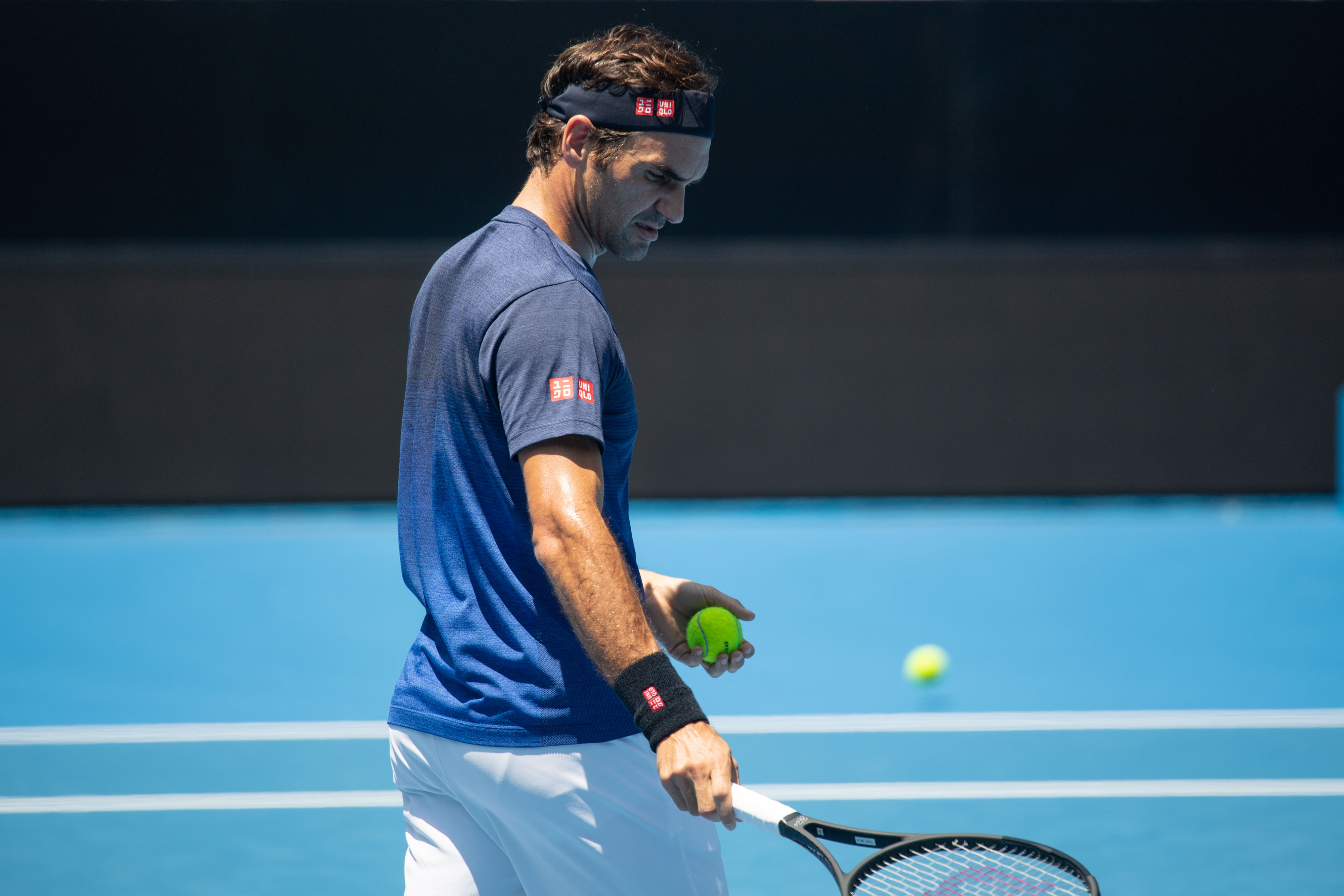 网球——澳网:费德勒备战