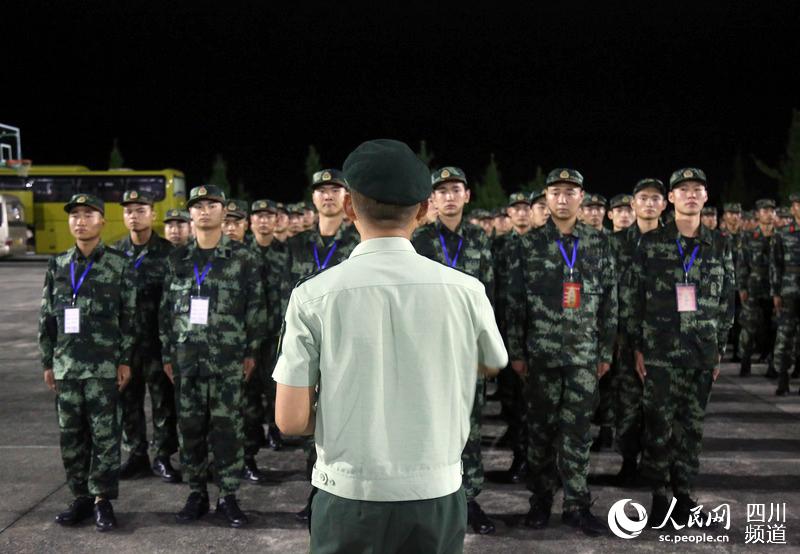 武警凉山支队机动大队图片