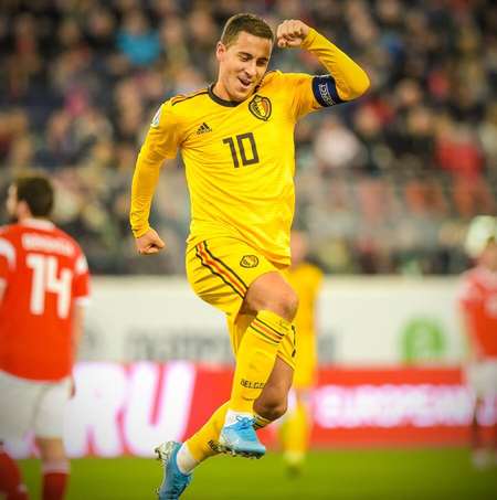 阿扎尔:很少进这种简单球,但德布劳内送的我就收了