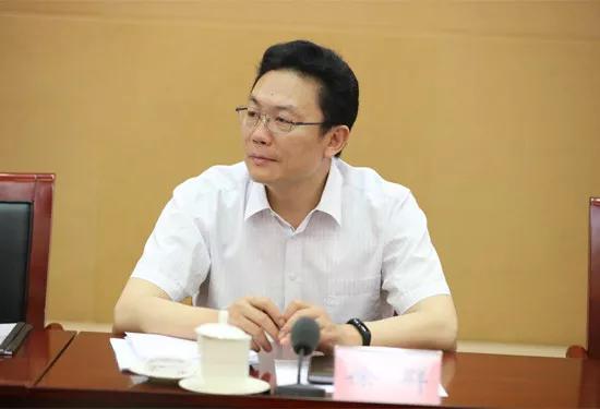 济南市委,市政府官网先后更新 徐群简历已不在列