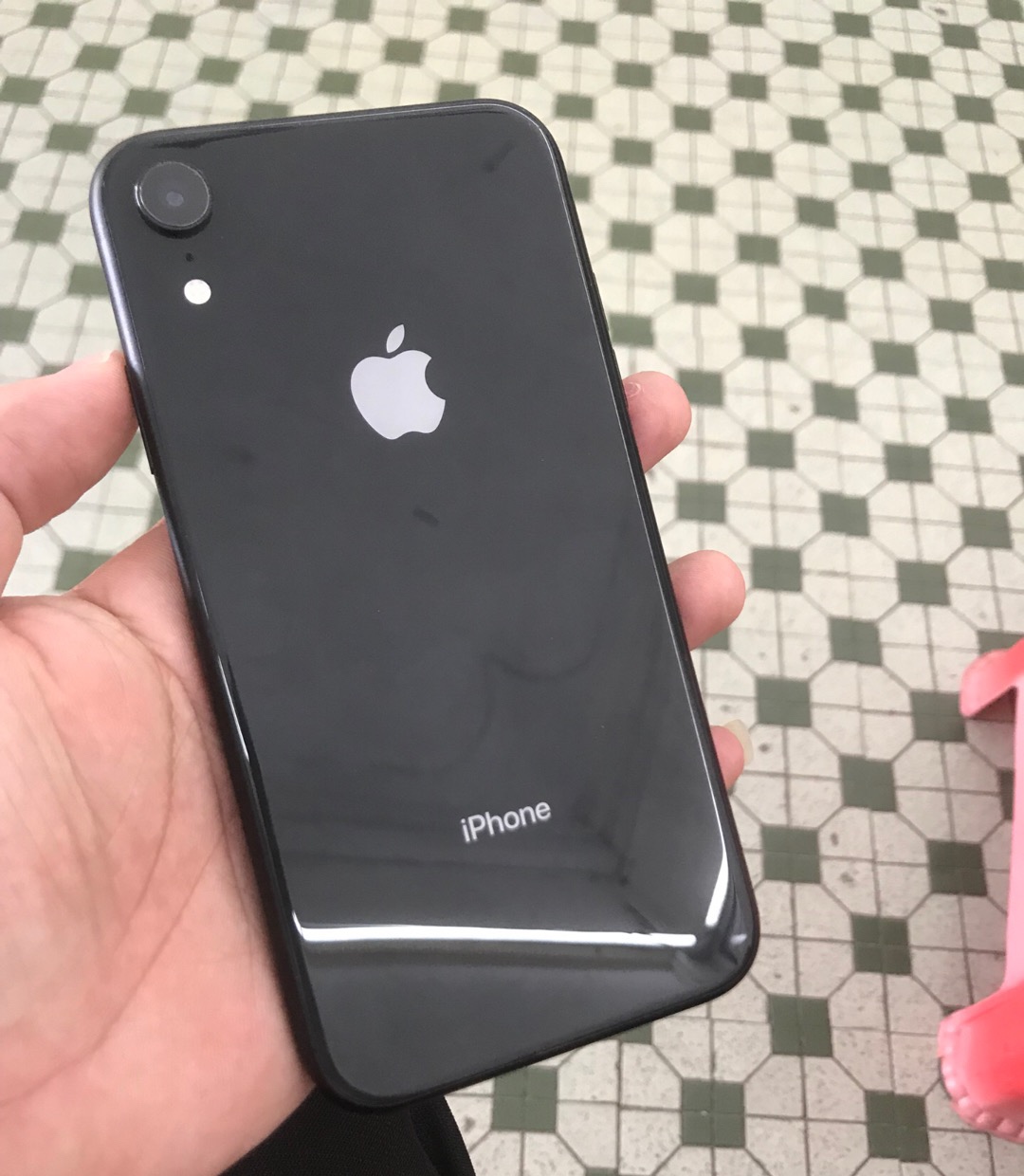 男子花4900元买iphonexr结果查验发现大问题