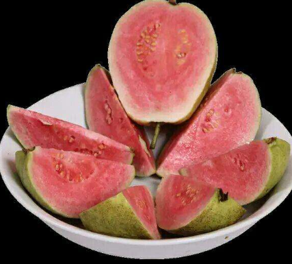 长得很丑的水果,味道却很棒,绿皮包红瓤,吃货看到两眼都放光