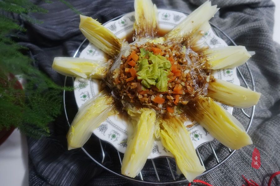 金银蒜蓉娃娃菜蒜蓉真会唤醒您的味蕾无法抵挡它的诱惹力