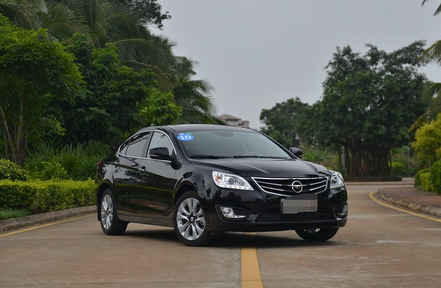 海马m8,车身设计优雅精致,整体个性十足