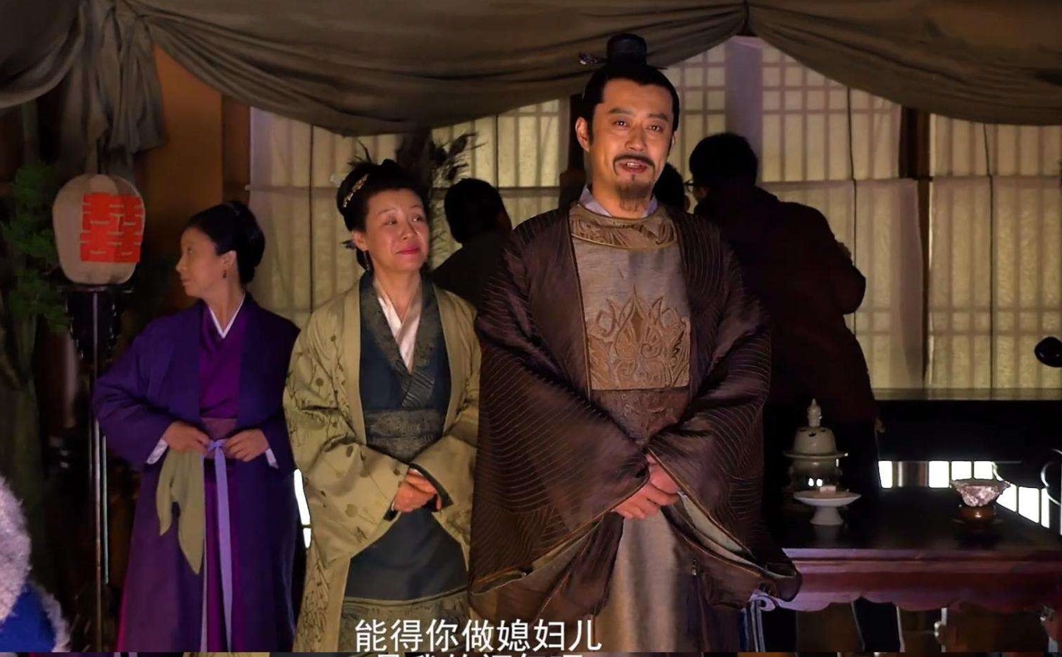 另外,刘钧还在《重案六组第三部》中饰演大反派王显民,那时候的盛老爹